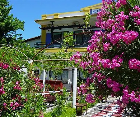 Отель Blue Bay 3*